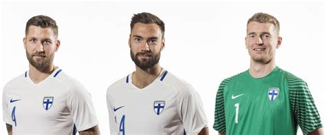 Olemme pyytäneet suomalaisia jääpalloilijoita kuvaamaan mitä liiton uuden strategiassa mainitut arvot tuovat. Les nouveaux maillots domicile et exterieur Finlande 2016