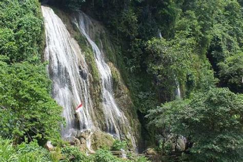 Adanya talang air dapat membantu air yang mengalir di genting menjadi lebih tersalurkan. Air Terjun Gulingan - Harga Tiket Masuk & Spot Foto ...