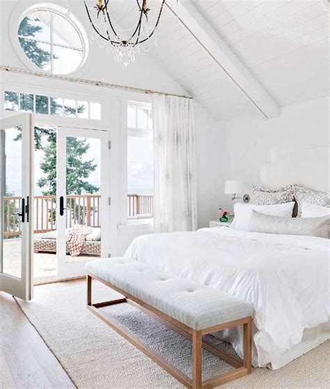 Awesome 55 Modern Lake House Bedroom Ideas 55