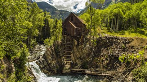 Avalanche ranch is a beautiful ranch overlooking the crystal river. Crystal Mill, Crystal River, Colorado, United States UHD ...