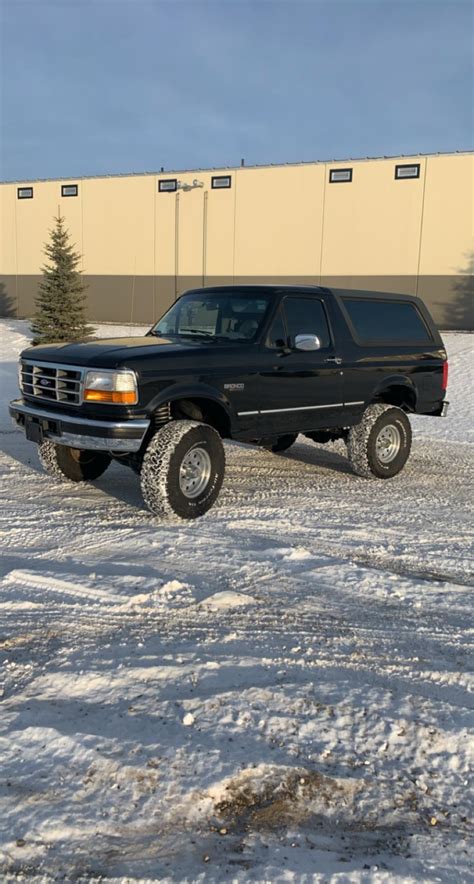 Heres My 1995 Bronco Just Put A 4 Inch Lift In It Rbronco