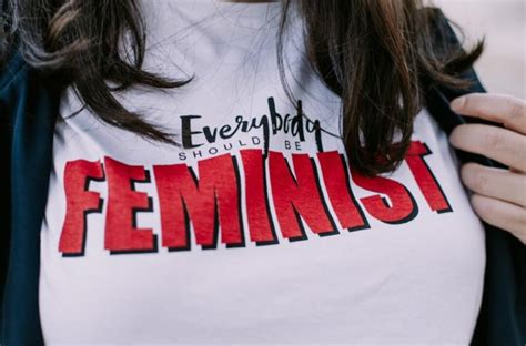 Everybody Should Be Feminist Slogan Tshirt Women Tumblr Graphic Tops Tees Summer Short Sleeved