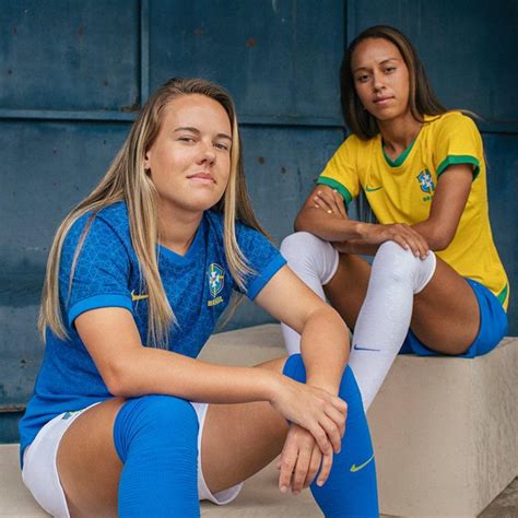 La selección peruanase cobró la revancha de la derrota en la final de la copa américa 2019 al vencer este último. Selección femenil de Brasil borra estrellas a su uniforme ...