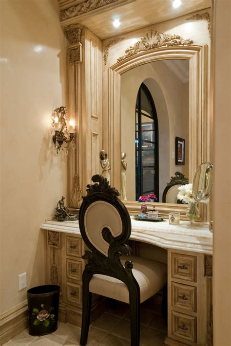 Italian Villa Fratantoni Luxury Estates Tuscan Bathroom Decor