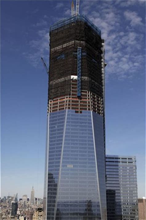 Wtc Claims Nyc Height Record Toledo Blade