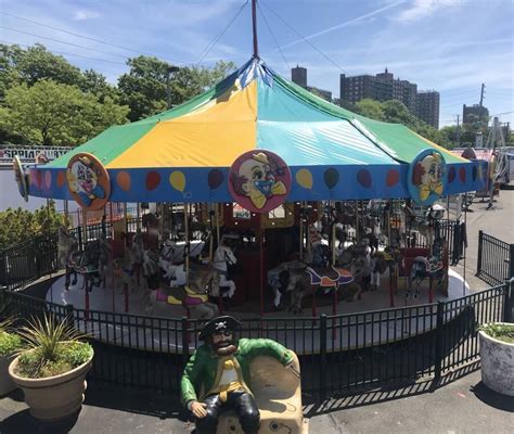 8 Best Amusement Parks In New York