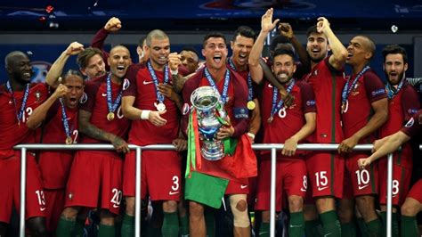 Championnat de portugal en direct, score ligue portugal live sur flashscore.fr. Soccer, football or whatever: Portugal's Greatest All-Time 23-member Team