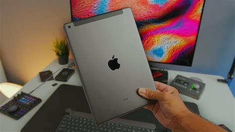 It still uses apple's proprietary lightning. Apple's Most Affordable iPad! 8th Generation iPad Review ...