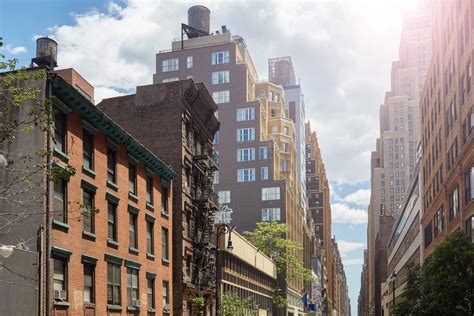Residential Neighborhood In Midtown New York Usa Ankor Management