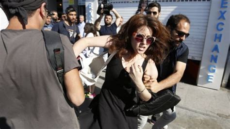 Turkey Lgbt Police Stifle Istanbul Gay Pride Rally Bbc News