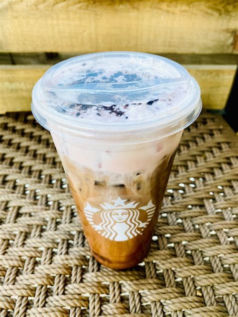 This Starbucks Chocolate Covered Strawberry Cold Brew Will Get You