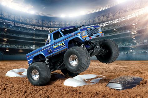 Traxxas Rc Recreates The Famed Bigfoot No 1 Monster Truck