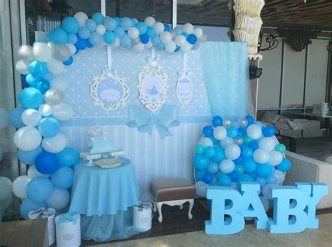 When the guests arrive, remove the babies from the ice tray and put an ice baby in each person's drink. Decoración Baby Shower Niño - decoracion para fiestas