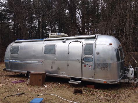 1973 Airstream Ambassador 29 Maine