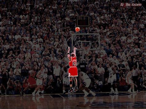 Download Michael Jordan 3 Pointer Wallpaper