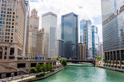 Record-breaking number of tourists visit Chicago in 2017 - Curbed Chicago