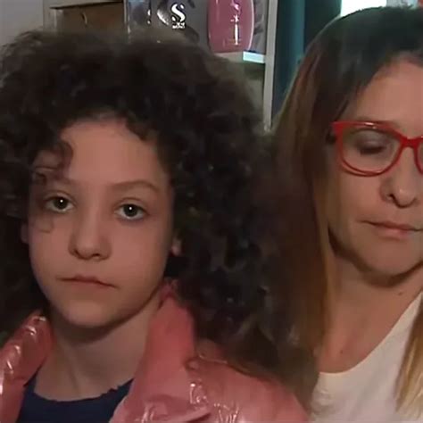 Niña De 11 Años Le Pegó A Un Ladrón Para Defender A Su Mamá No Quería