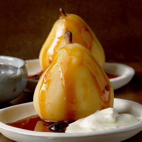 Spiced Tea Poached Pears Recipe How To Make It Taste Of Home