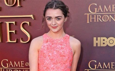 Maisie Williams Reveals Her Game Of Thrones Red Carpet Strategy