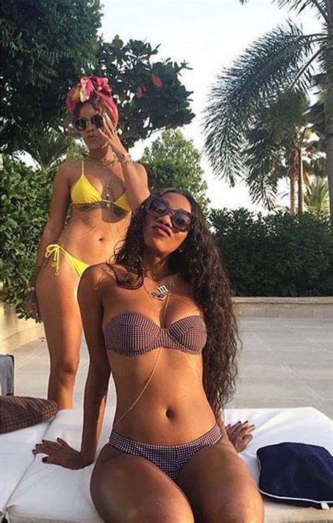 Rihanna Bikini Pics The Fappening 2014 2019 Celebrity
