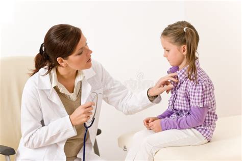 Female Doctor Examining Child Stock Image Image Of Girl Expertise