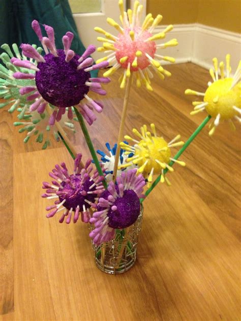 Activities for dementia patients dementia crafts alzheimers activities elderly activities senior activities dementia fun, no fail activities for seniors with dementia engage & entertain. Saw it on Pinterest and tried it ourselves! My assistant did this with our residents and they ...