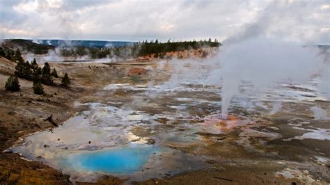 Yellowstones Largest Geyser Erupts 3 Times Puzzling Scientists Npr