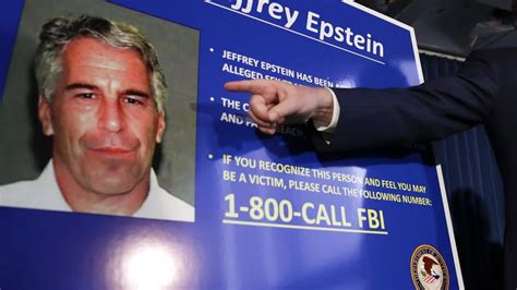 Il était Accusé De Crimes Sexuels Un Rapport Révèle Les Circonstances Du Suicide De Jeffrey Epstein