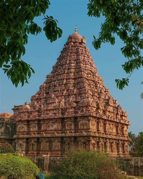 Brihadisvara Temple Gangaikonda Cholapuram In 2021 Hindu Temple