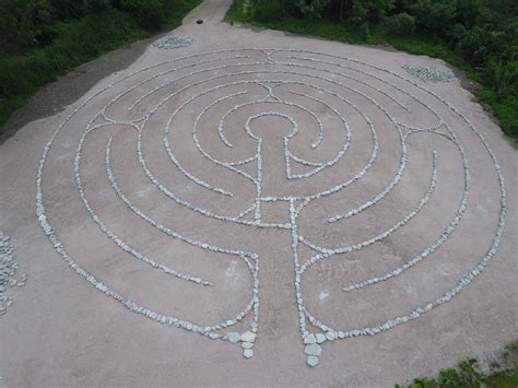 21 of the Most Amazing Labyrinth Walks for Healing in the US