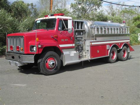 3000 Gallon Tanker On A Ihc Chassis New England Fire Equipment