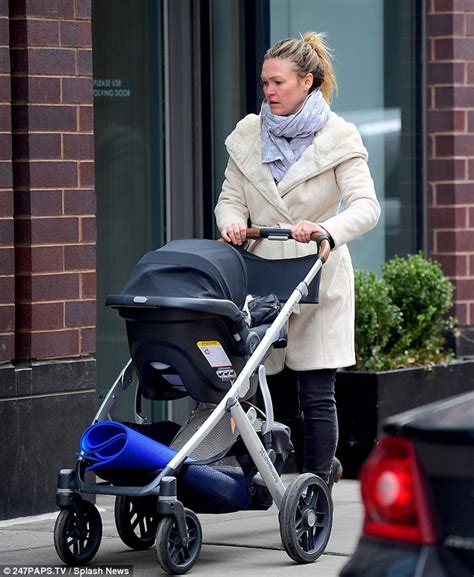 Make Up Free Julia Stiles Strolls With Son Strummer In Nyc Daily Mail Online