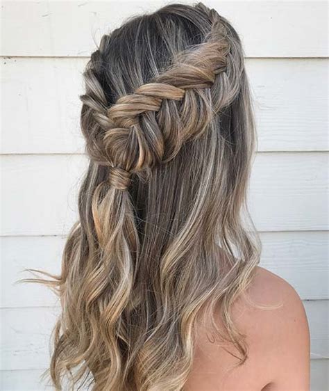 21 pretty medium length hairstyles. 21 Cute Hairstyle Ideas for the Holidays - crazyforus