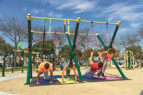Outdoor Fitness Equipment: Trail or Cluster? | Design Ideas for the