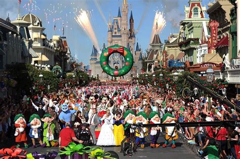 Disney Parks Christmas Day Parade Celebrates 30 Years Of Holiday