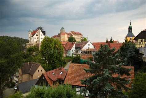 Ciudad De Hohnstein Con Castillo Hohnstein En Saxon Suiza Alemania