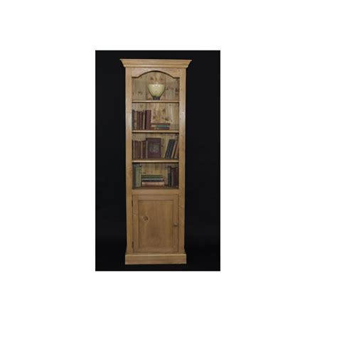 Библиотека от чам с врата КОНАС ООД производство на мебели от масив дървен материал и
