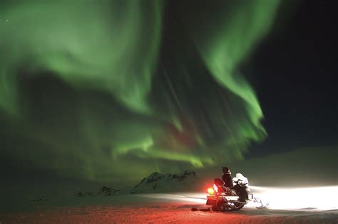Complete snowmobiling information for areas within canada including maps, photos, trail we also have visitor guides available in states highlighted in blue below. Northern Lights Snowmobile Tour | Departure from Gullfoss