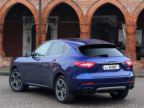 They use innovative knitting techniques and superior yarns for their products, which means this brand is on par with top hosiery labels like wolford and trasparenze, but with a smaller. Maserati Levante 2016 - Le premier SUV de la marque au ...
