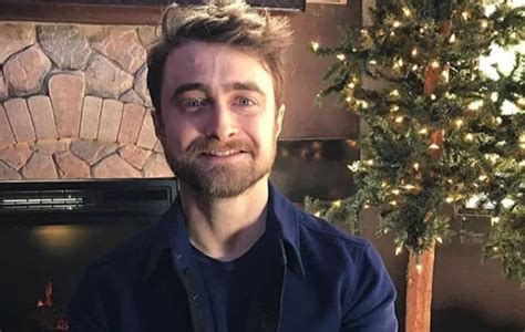 925,101 likes · 49,424 talking about this · 4 were here. Daniel Radcliffe disse que sua carreira foi baseada na sorte | OFuxico