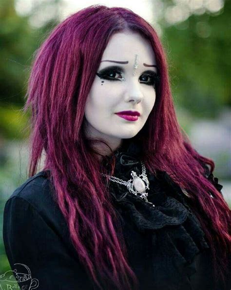 pin by † † brian † † on † goth punk emo † gothic beauty goth hair dark gothic fashion