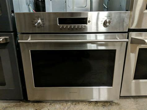 There are plenty of domestic appliance repair engineers out there let your fingers do some. GE Monogram ZET1SHSS 30 Inch Single Electric Wall Oven ...