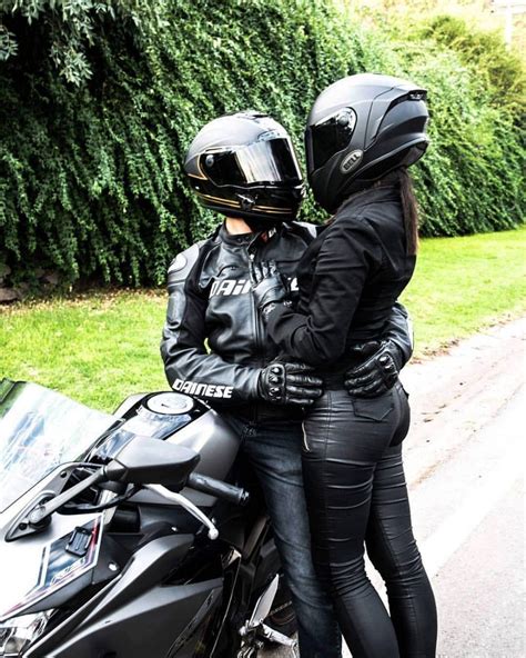 Pin By Juelisa Mier On Motorcycles Motorcycle Couple Pictures