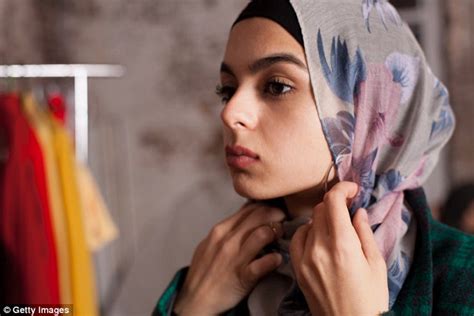 Muslim Women Reveal Why They Chose To Stop Wearing The Hijab Daily
