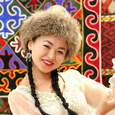 Kazakhstan Woman Kad N K Zlar K Yafet