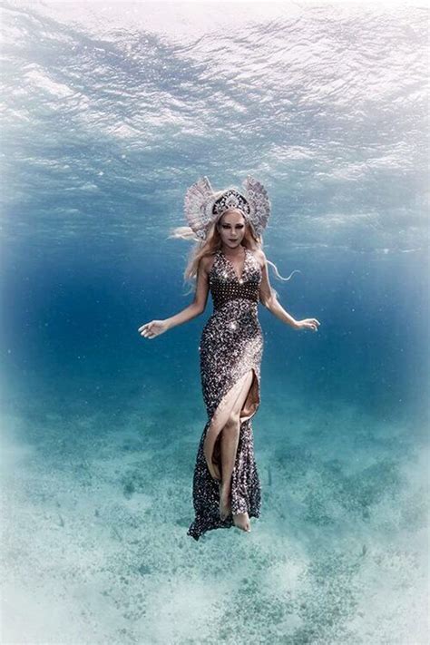 Woman Wearing Gown Underwater Underwater Model Underwater