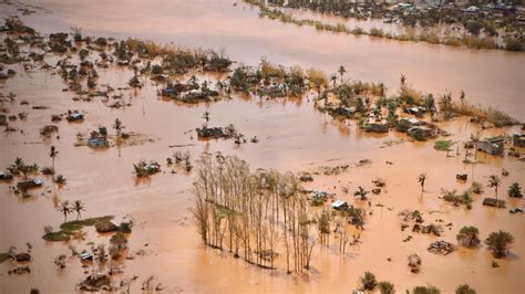 Death Toll Rises From Cyclone Idai As Rescuers Struggle To Reach Those