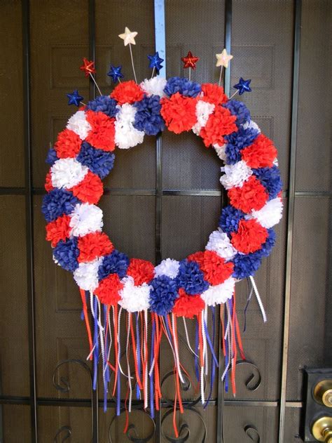 Diy Red White And Blue Wreath Stars And Stripes Pinterest