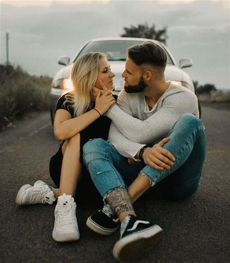 20 Cutest Couple Goal Photos You Need To Take With Your Love Women