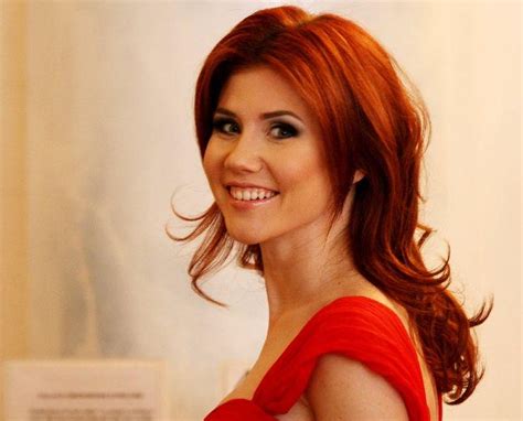 Russian Spy Anna Chapman Who Tried To Seduce Edward Snowden Reportedly A Mom Toronto Sun